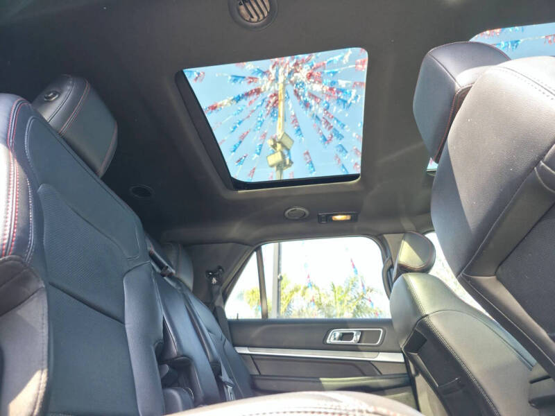 2017 Ford Explorer Sport