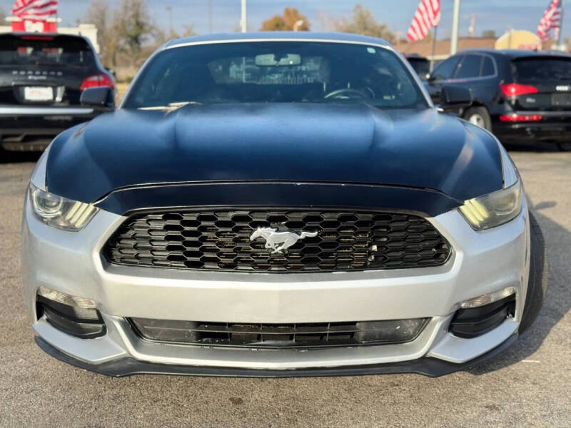2016 Ford Mustang V6