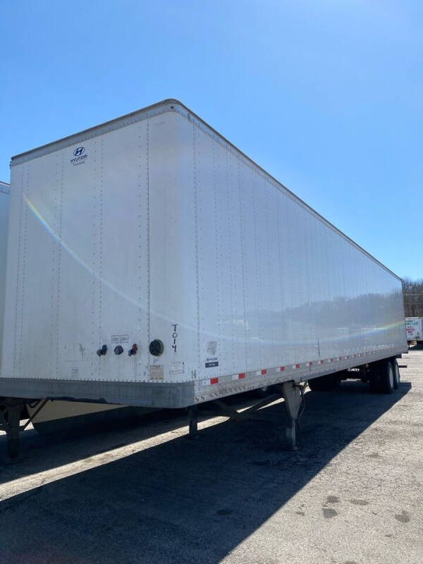 2016 Hyundai Dry Van for sale at N Motion Sales LLC in Odessa MO