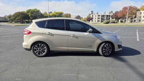 2017 Ford C-MAX Energi Titanium