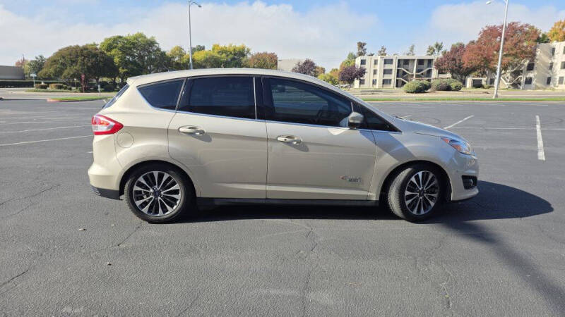 2017 Ford C-MAX Energi Titanium