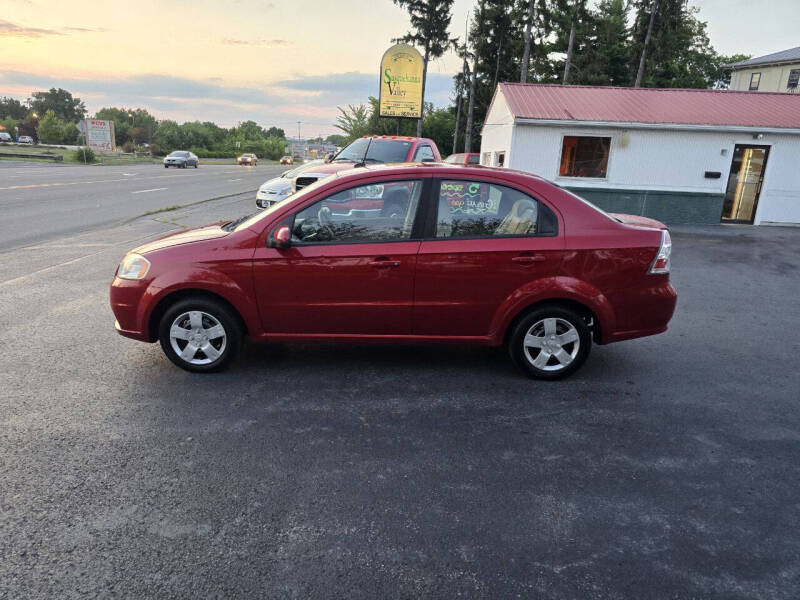 2011 Chevrolet Aveo 1LT photo 10