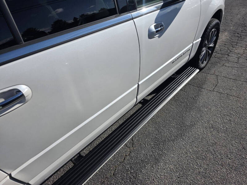 2017 Lincoln Navigator L Select