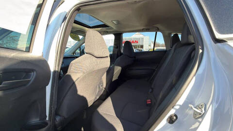 2022 Toyota Corolla Cross LE