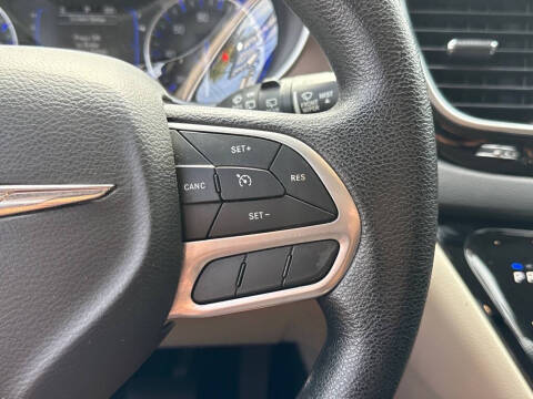 2020 Chrysler Voyager LXi