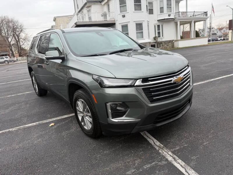 2022 Chevrolet Traverse LT