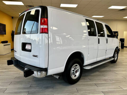 2024 GMC Savana 2500
