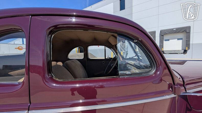 1940 Ford Deluxe
