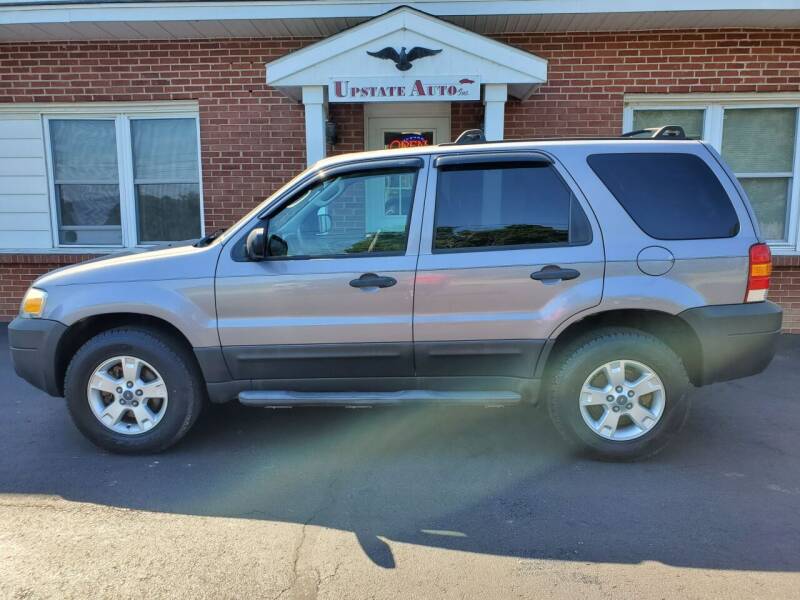 2007 Ford Escape for sale at UPSTATE AUTO INC in Germantown NY