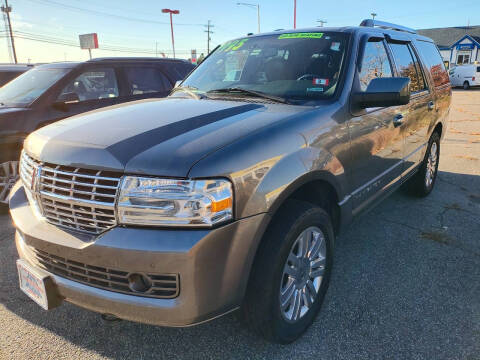 2013 Lincoln Navigator for sale at Auto Wholesalers Of Hooksett in Hooksett NH