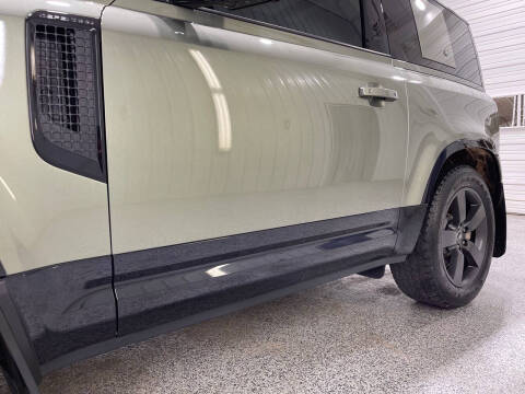 2022 Land Rover Defender 90 X-Dynamic HSE