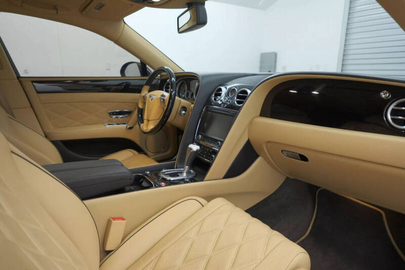 2014 Bentley Flying Spur