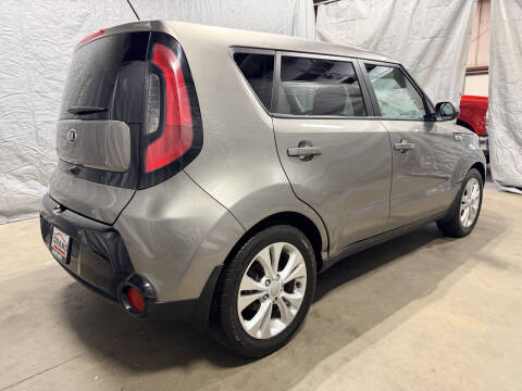 2016 Kia Soul +
