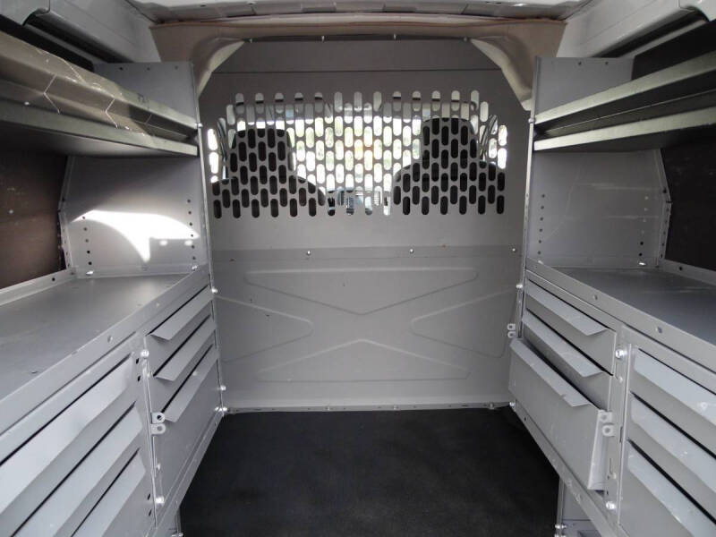 2017 Nissan NV200 SV