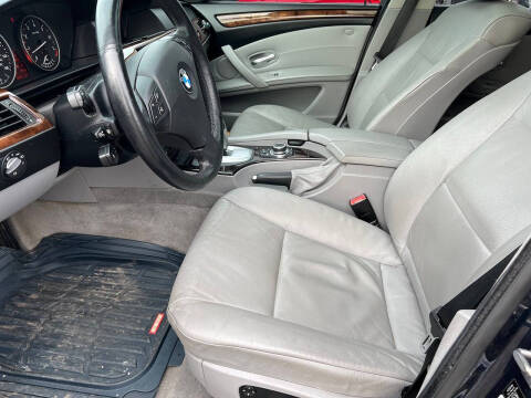 2010 BMW 5 Series 528i xDrive