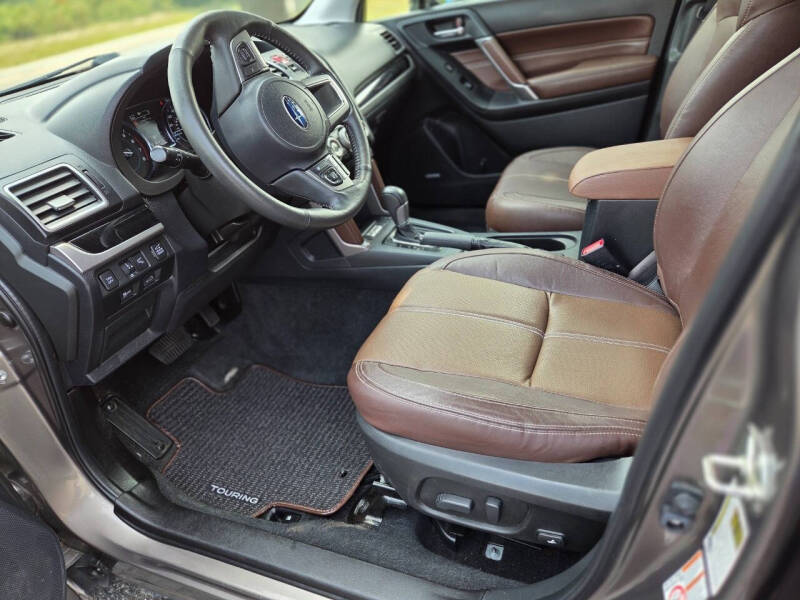 2017 Subaru Forester 2.5i Touring