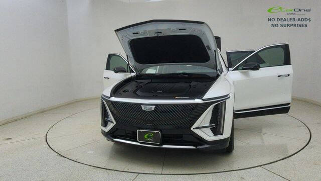 2024 Cadillac LYRIQ Tech
