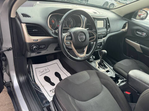 2017 Jeep Cherokee Latitude