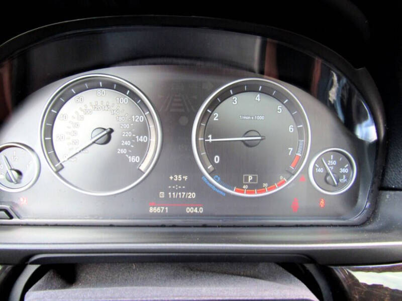 2012 BMW 5 Series 528i xDrive