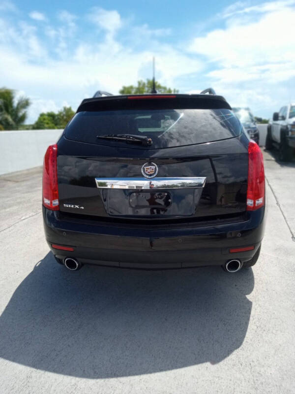 2011 Cadillac SRX Luxury Collection