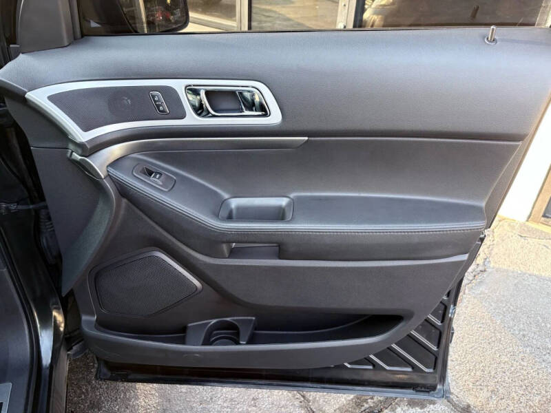 2014 Ford Explorer Sport