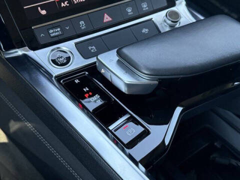 2024 Audi Q8 e-tron quattro Premium