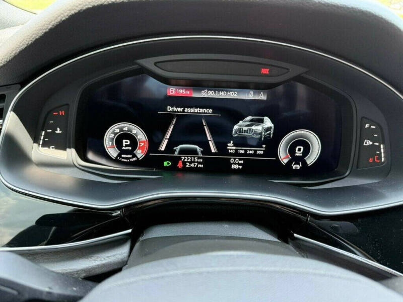 2021 Audi Q8 quattro Premium Plus 55 TFSI