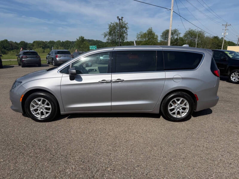 2017 Chrysler Pacifica Touring