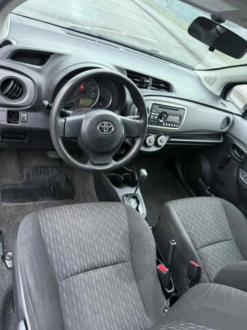 2014 Toyota Yaris 3-Door L Fleet