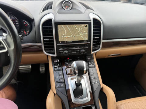 2016 Porsche Cayenne S