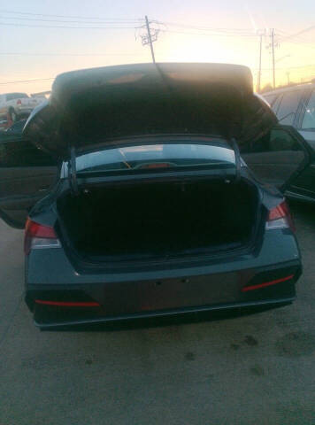 2024 Hyundai Elantra SE