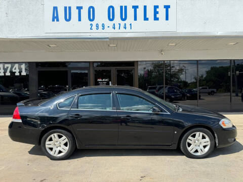 2007 Chevrolet Impala for sale at Auto Outlet in Des Moines IA