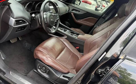 2017 Jaguar F-PACE S