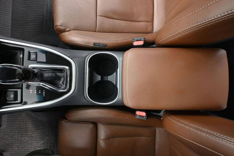 2022 Subaru Outback Touring XT