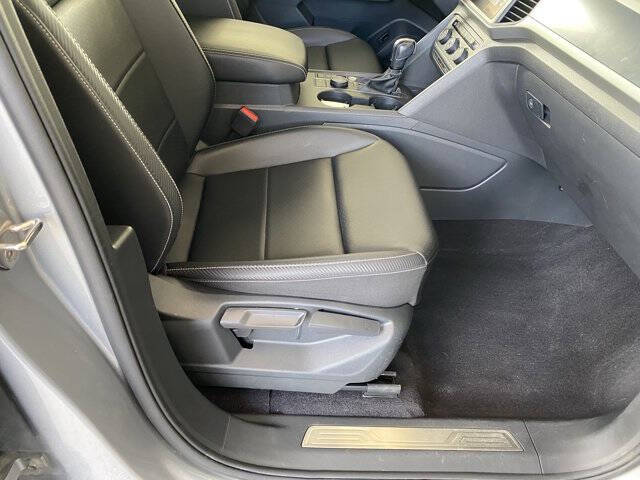 2021 Volkswagen Atlas Cross Sport V6 SE R-Line 4Motion