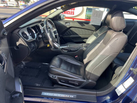 2012 Ford Mustang V6 Premium