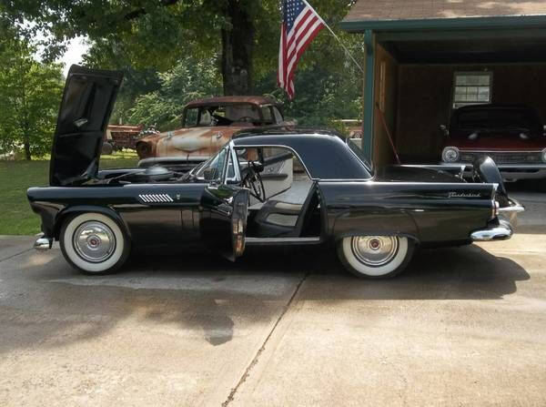 1956 Ford Thunderbird