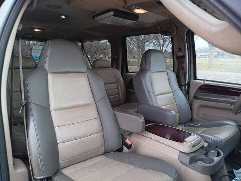 2004 Ford Excursion Eddie Bauer