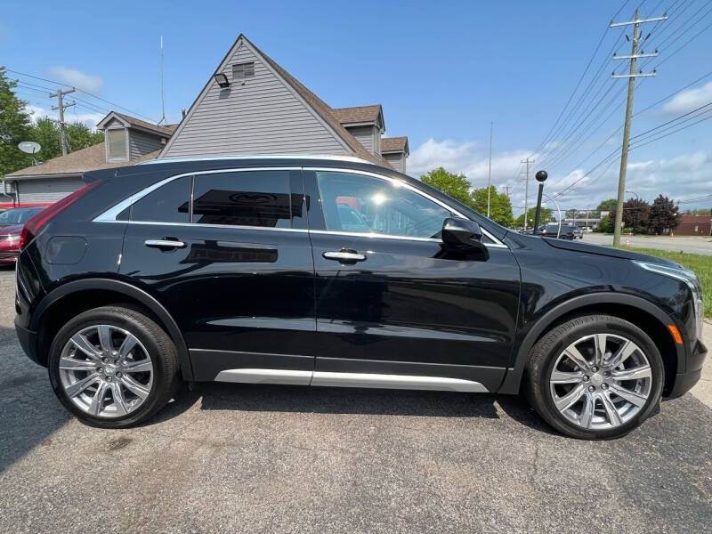 2021 Cadillac XT4 Premium Luxury