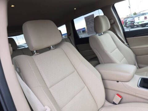 2022 Jeep Grand Cherokee WK Laredo E