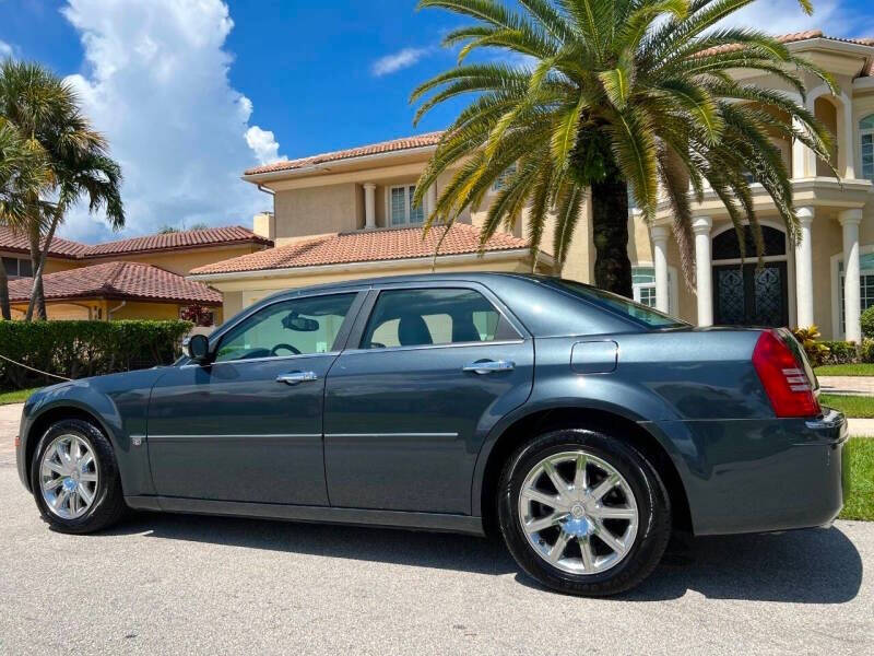 2007 Chrysler 300 for sale at B2 AUTO SALES in Pompano Beach, FL