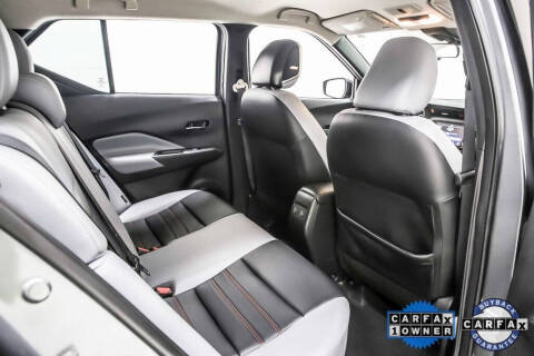 2022 Nissan Kicks SR