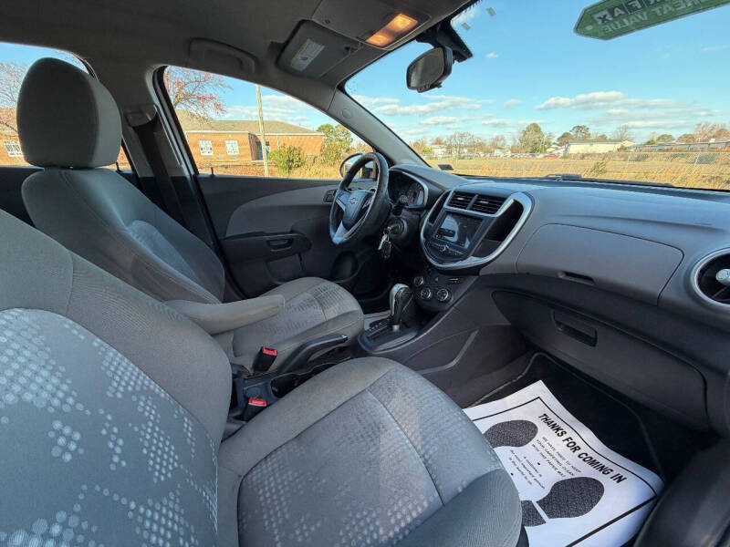 2018 Chevrolet Sonic LT Auto Fleet