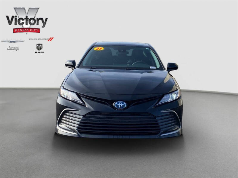 2021 Toyota Camry Hybrid LE