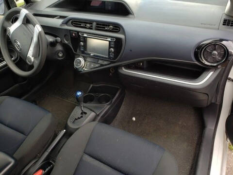 2015 Toyota Prius c Three