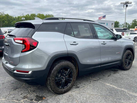 2024 GMC Terrain AT4