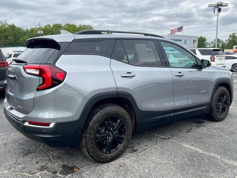 2024 GMC Terrain AT4