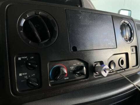 2016 Ford E-Series