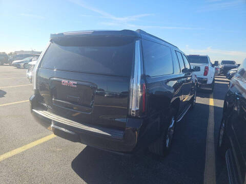 2017 GMC Yukon XL SLE