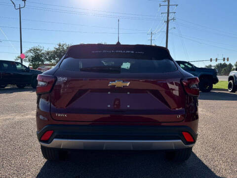 2024 Chevrolet Trax LT